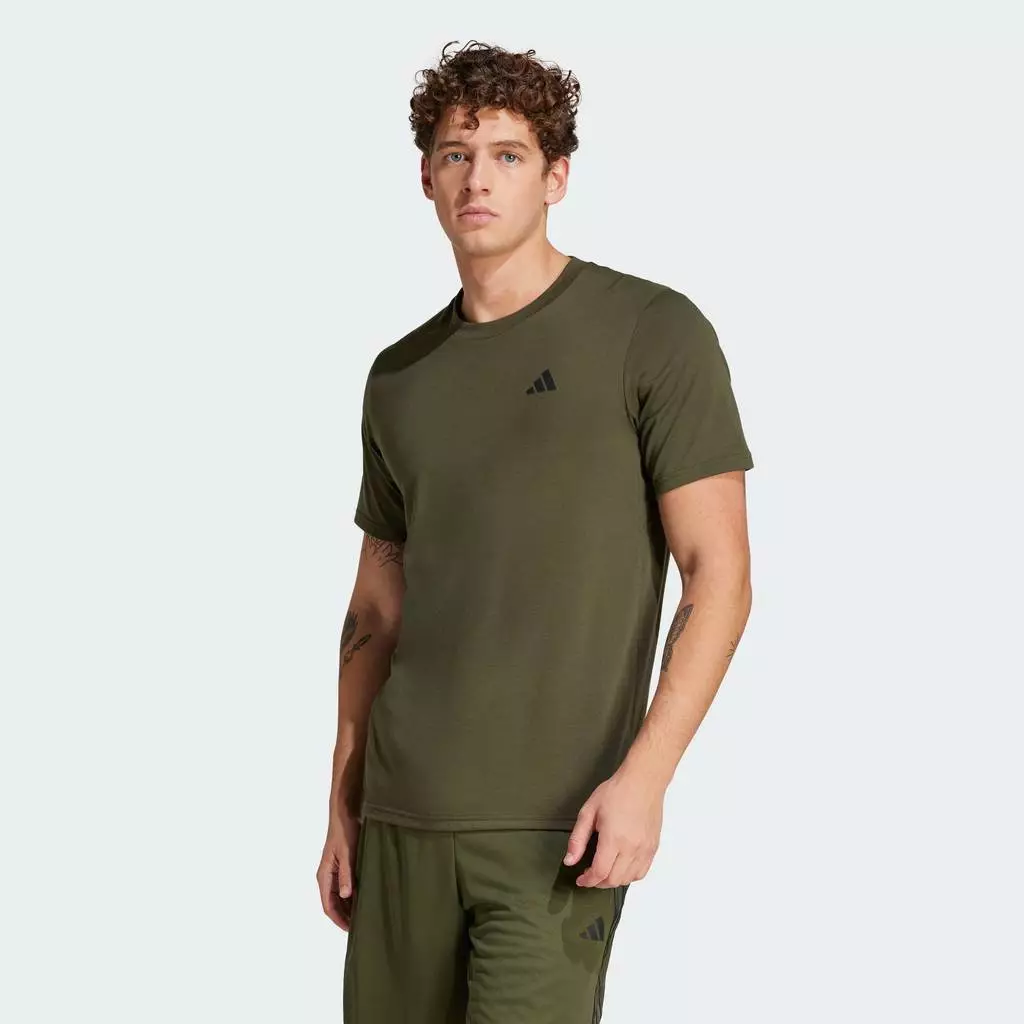 adidas Gym & Training เสื้อยืดเทรนนิง Train Essentials Feelready ผู้ชาย สีเขียว JP4951
