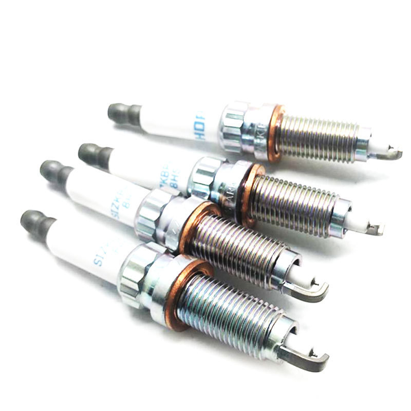 เหมาะสําหรับ 135i 330i528i Auto Parts Spark Plug ทองแดงนิกเกิล 91785 ZKBR7A-HTU พิเศษ Supply 8Z5I