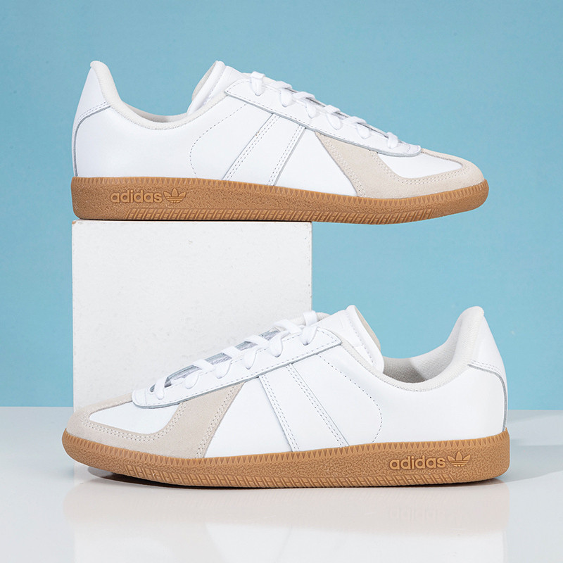 Adidas BZ0579 รองเท้าผู้ชายและผู้หญิง แบบเรโทร สไตล์ใหม่ สำหรับการฝึกซ้อมและการสวมใส่ในวันหยุด