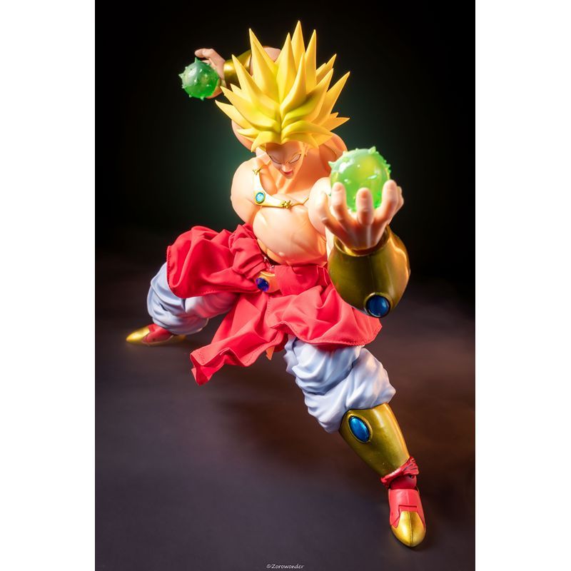 Bandai shf Dragon Ball Broly กระโปรงผ้ากระโปรงเสื้อผ้า