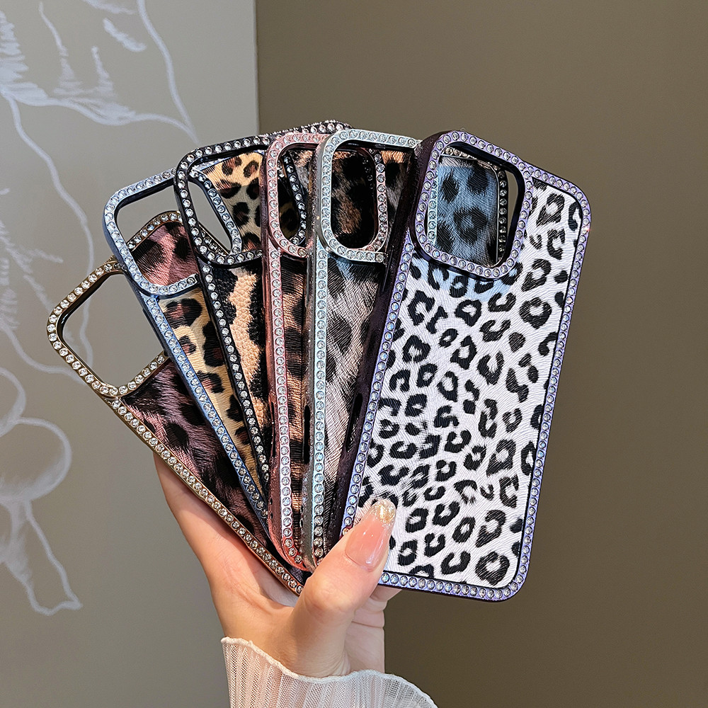 Glitter Rhinestone เสือดาวพิมพ์เคสโทรศัพท์สําหรับ IPhone 17 Pro Max IP 16 Promax 13 Pro 14 PRM 15 Pr