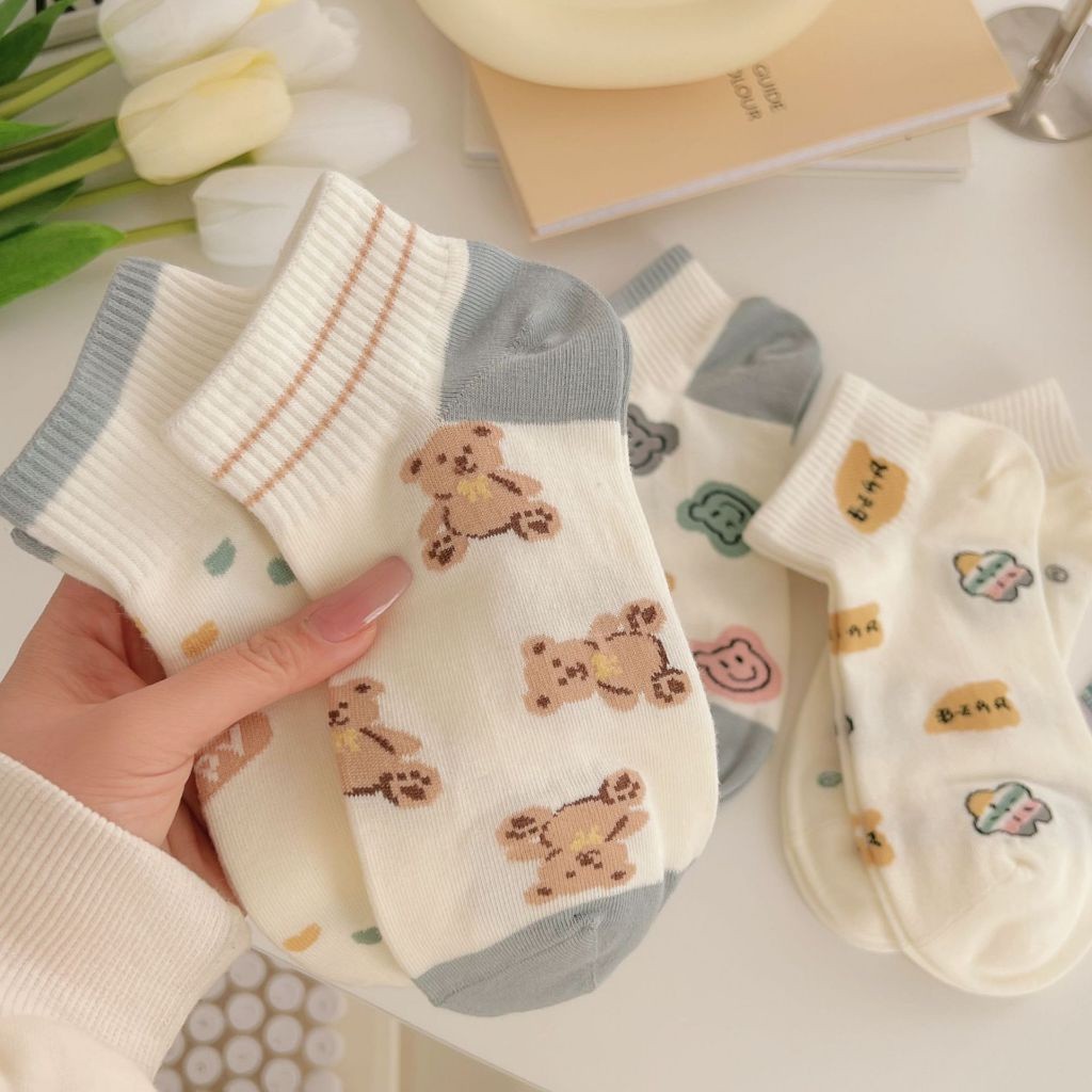 ถุงเท้ายาวสําหรับผู้ชายและผู้หญิง รหัส 6892 Happy Bear Motif Brown Tosca High Socks Bear Smile Model