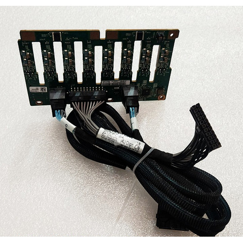 IBM 00FJ756 0FJ756 SAS Backplane 8x 2.5" HDD สําหรับระบบ x3650 M5 00FK840