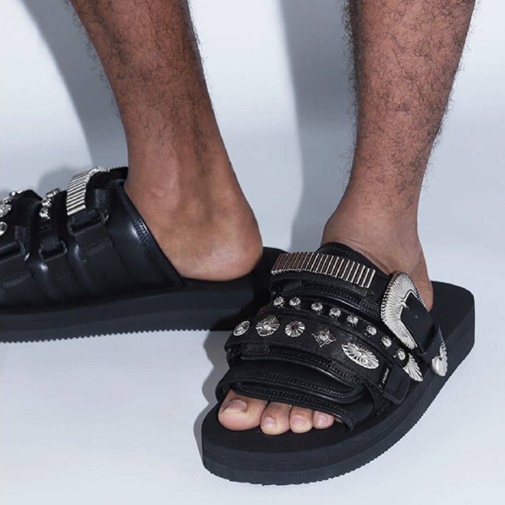 kenboo 2025 รองเท้าแตะผู้ชายสไตล์ญี่ปุ่นหมุดสีเงินฝังรองเท้าลําลองน้ําหนักเบาลื่น ตีนตุ๊กแก แพลตฟอร์มสวมใส่ด้านนอก - รูปที่ 6