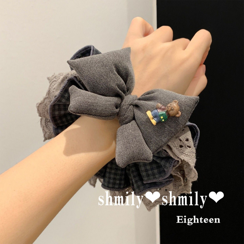 ลูกไม้สีเทาลายสก๊อตBow Scrunchiesสี่ชั้น สำหรับยึดผมทรงหางม้าและครองแองจี้
