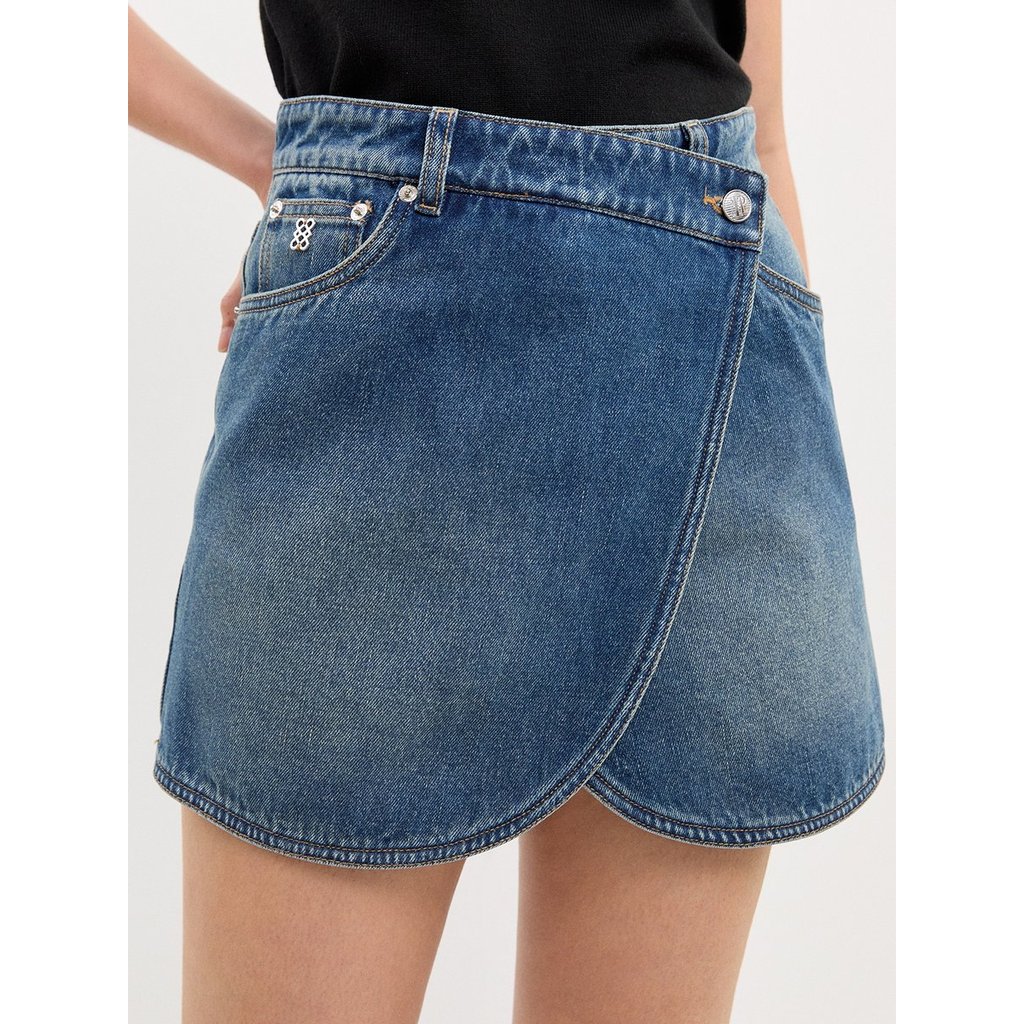 [Pomelo] กางเกงกระโปรงยีนส์ดีไซน์อสมมาตร / Asymmetric Denim Skort