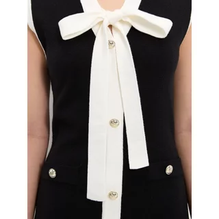 [Pomelo] เดรสถักผูกโบว์ด้านหน้า / Bow Tie Knit Dress