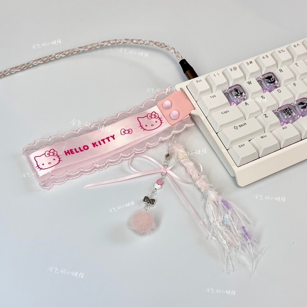 Hello Kitty คีย์บอร์ดริบบิ้น KT Cat ริบบิ้นตกแต่งที่กําหนดเอง wooting wooting made68