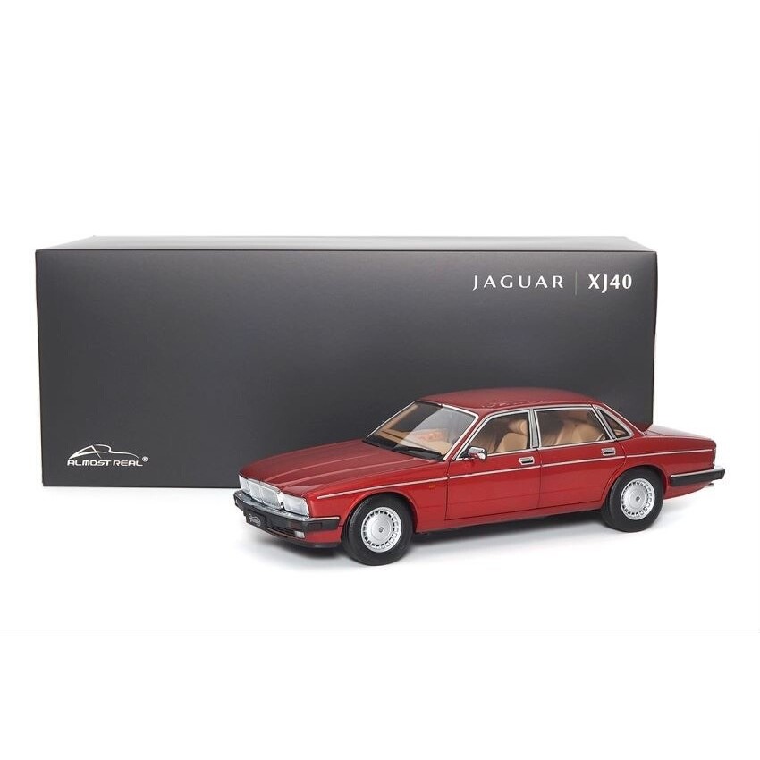 AR 1/18 Jaguar Demler XJ6 (XJ40) หมายเลขสีแดง:810541 ชื่อ: Jaguar Daimler XJ6 (XJ40) -Flamenco Red 1