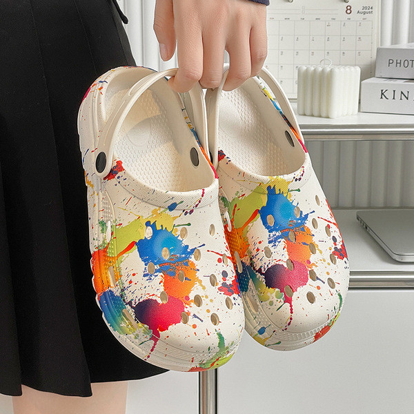 sketchers official รองเท้าพื้นหนาโฟม รองเท้าผู้หญิงแบบใหม่ปี2025รองเท้าผู้หญิงแบบมีรูในฤดูร้อนพื้นหน