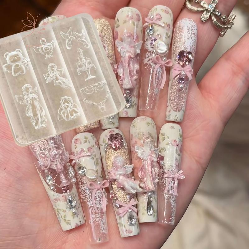 [maybeauty] 3D Baroque Angel Christmas Tree Snowman Nail Mold DIY ตกแต่งเล็บซิลิโคนแกะสลักแม่พิมพ์แต่งเล็บแม่แบบ {TH}