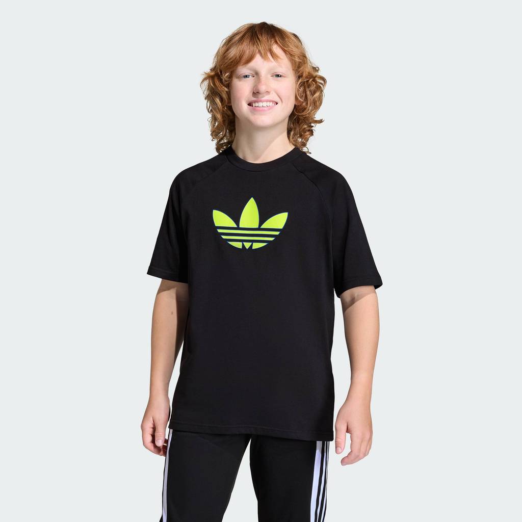 adidas ไลฟ์สไตล์ เสื้อยืดทรงหลวมพิมพ์ลาย TREFOIL เด็ก สีดำ KC9541