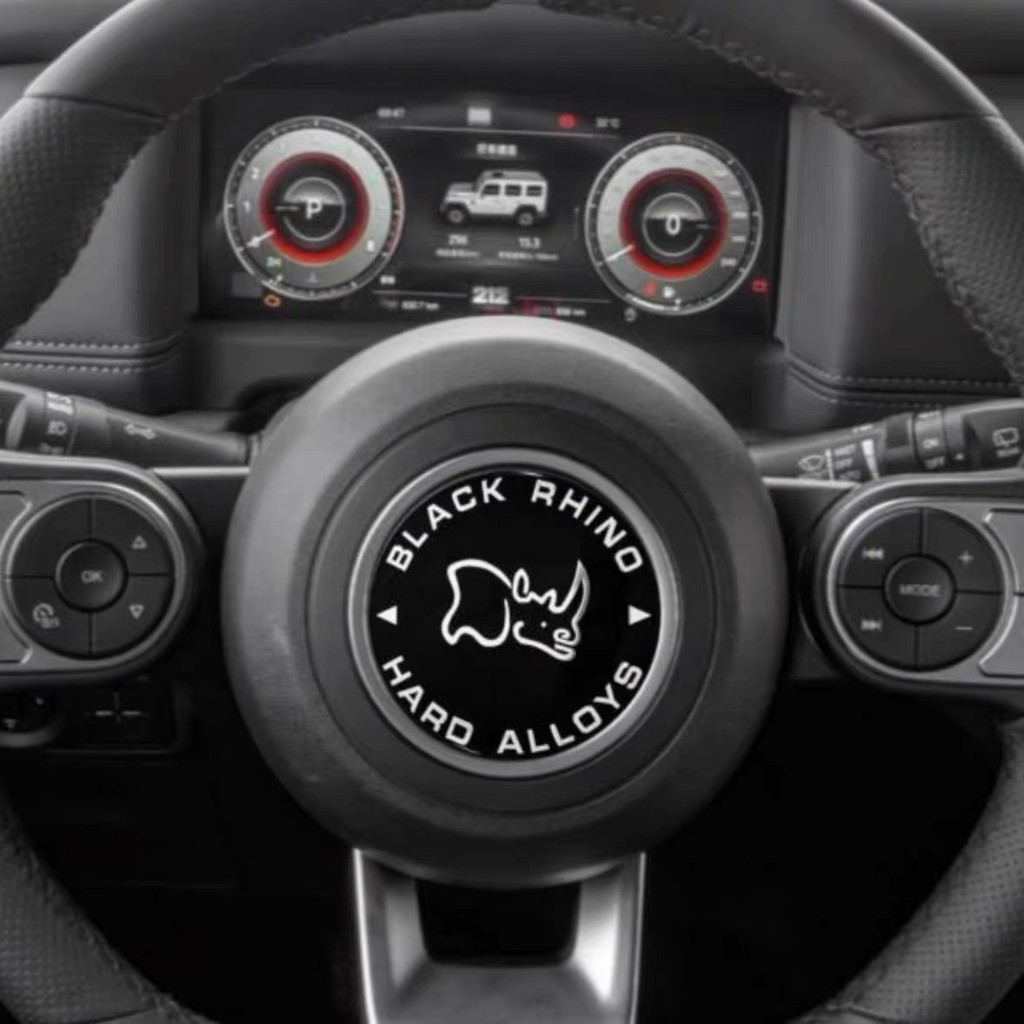 Made in North Auto 212 T01 พวงมาลัยป้ายดัดแปลงใหม่ 212 พวงมาลัยตกแต่งสติกเกอร์ฉลาก