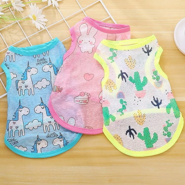 เสื้อกั๊กสัตว์เลี้ยงสบายตัว ออกแบบระบายอากาศวัสดุดีน่ารักหลายลาย