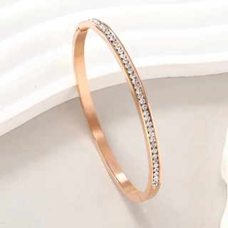 กําไลข้อมือสเตนเลสประดับเพรช 6CM กว้าง4MM.เปิดได้ สร้อยข้อมือวินเทจ หรูหราเบาเรียบง่าย เครื่องประดับสำหรับชายและหญิง