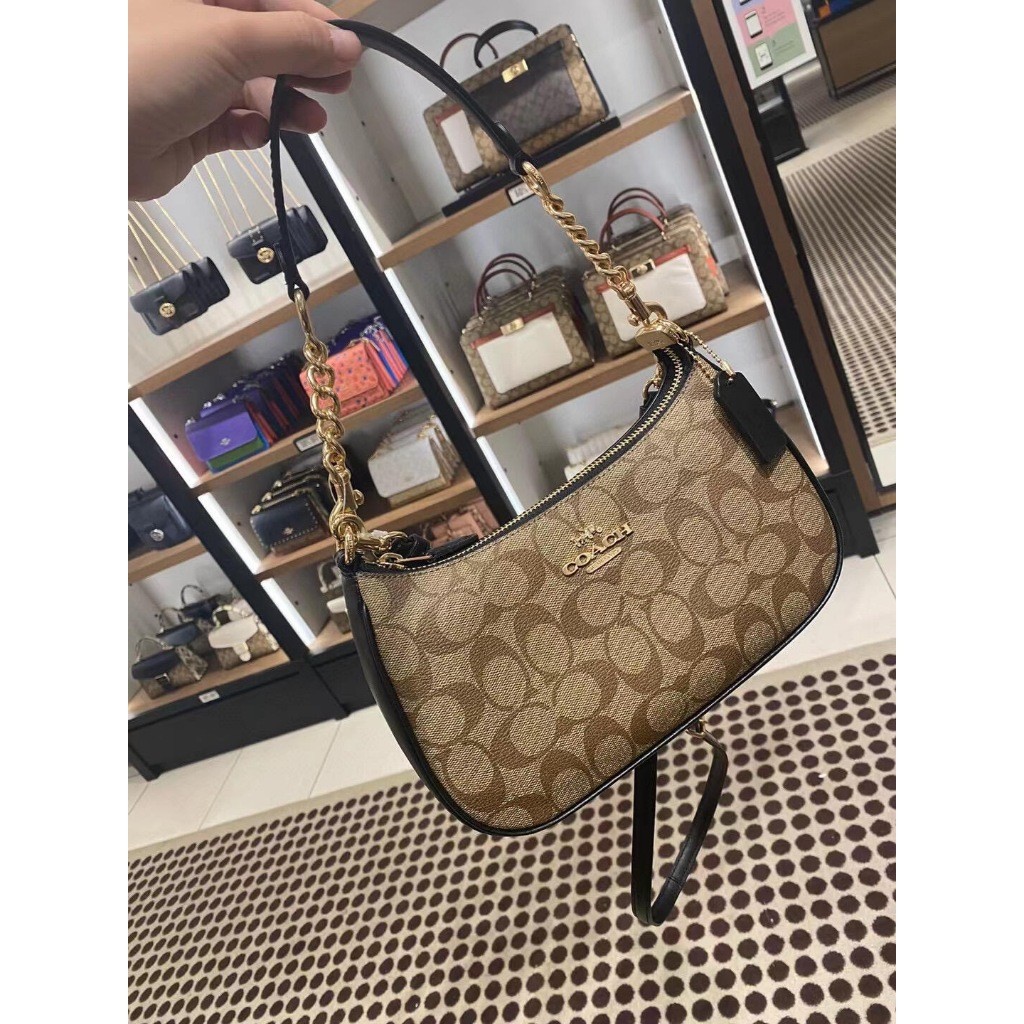 【สินค้าพร้อมส่ง】100%ของแท้ Outlet ปลอดภาษีCoach Teri 25 Crossbody Bag Little C Big C สามารถถอดและเปลี่ยนสายสะพาย 2เส้น - รูปที่ 6