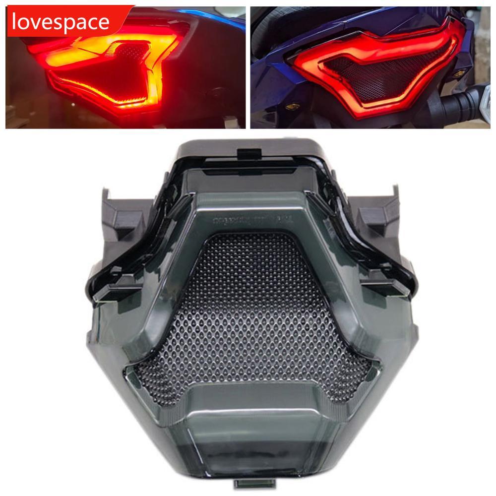 LOVESPACE รถจักรยานยนต์ไฟท้าย LED ด้านหลังเบรคโคมไฟแบบบูรณาการไฟเลี้ยวสําหรับ Yamaha MT-07/25 R3 R25