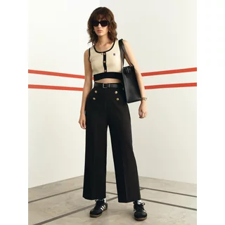 [Pomelo] เสื้อสายเดี่ยวดีเทลโลโก้ / Logo Hardware Tank Top