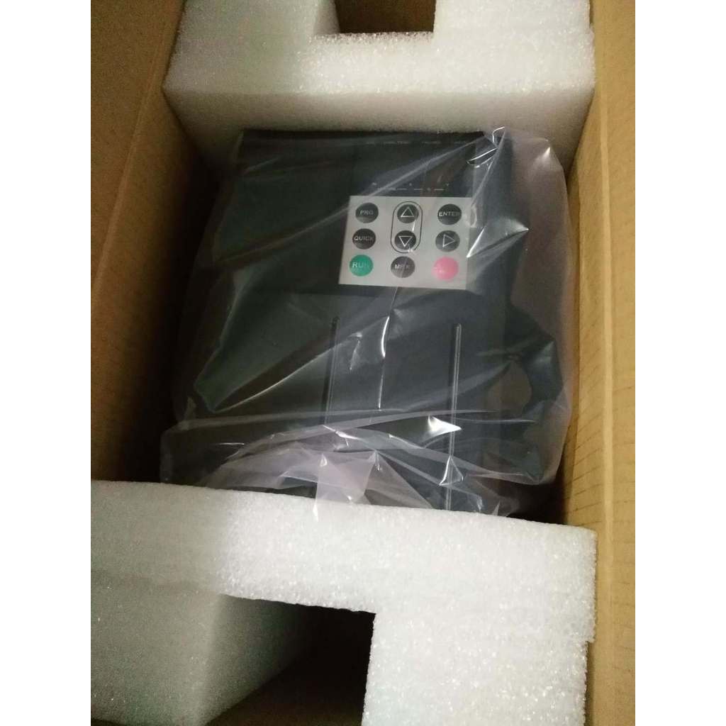 Huichuan MD500 Series อินเวอร์เตอร์ MD500T3.7 GB 380V YBGR ต้นฉบับใหม่เอี่ยม