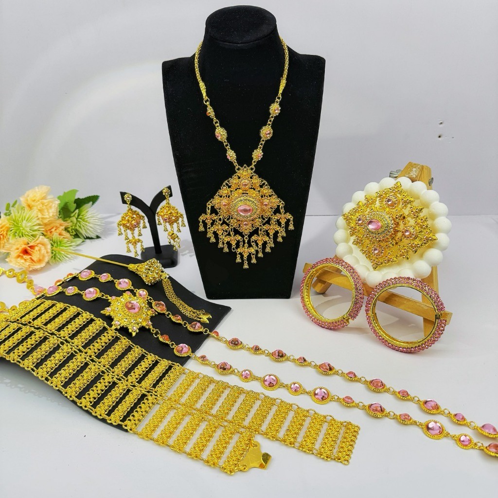 เครื่องประดับเจ้าสาว สีทอง สวมใส่กับชุดไทยได้ทุกรูปแบบ เหมาะกับงานมงคล งานบุญและเทศกาลต่างๆ