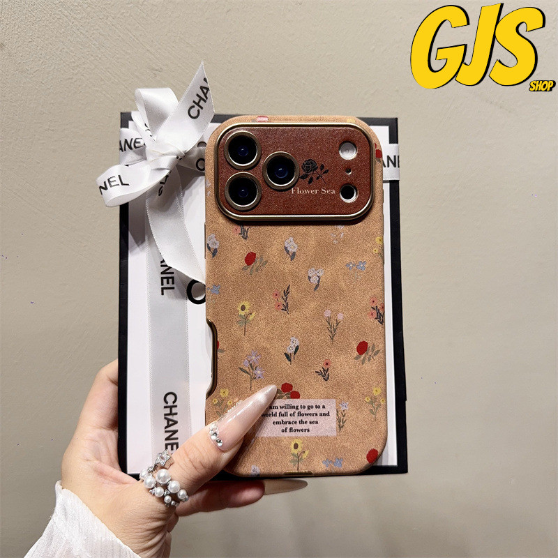 หรูหราขนาดใหญ่จอแสดงผลหน้าต่าง Desert Gold ดอกไม้ขนาดเล็ก Anti-drop เคสโทรศัพท์นุ่มสําหรับ IPhone13 14 15 16 17Pro PM