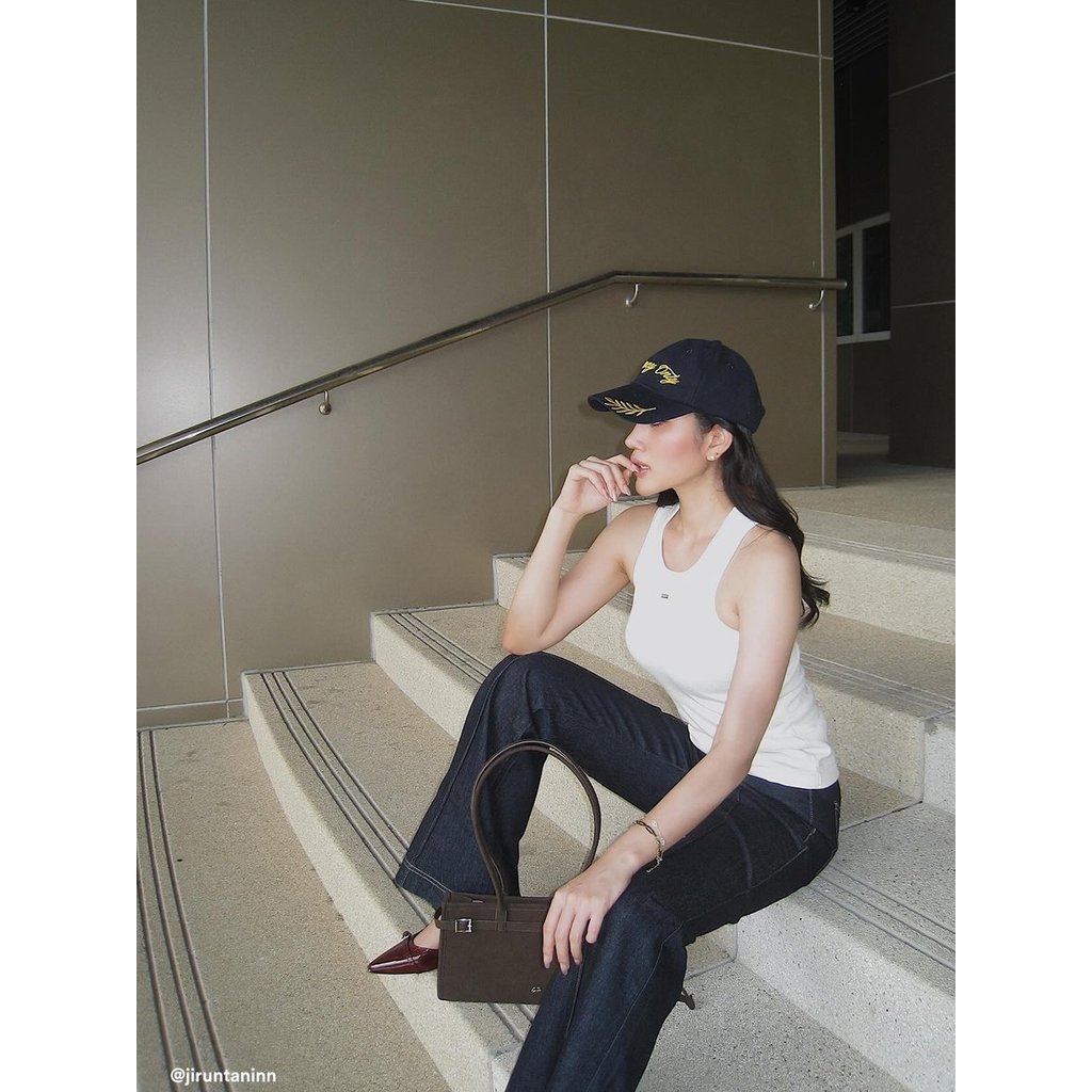 [Pomelo] กางเกงยีนส์ขาม้าเอวสูง / High Waist Flared Jeans