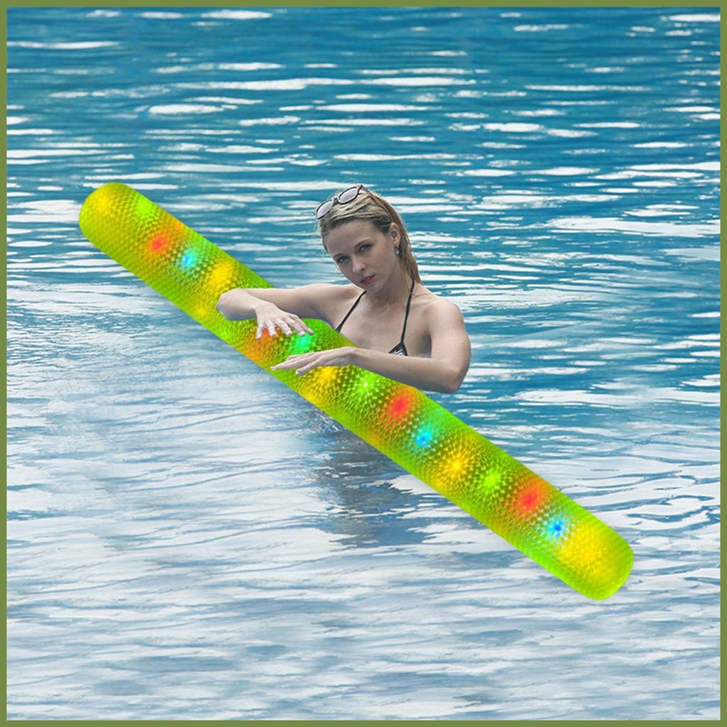 Blow-up Pool Noodles Blow Up Pool PVC Noodles Giant Outdoor Water Floating Toy สําหรับผู้หญิงผู้ชายว