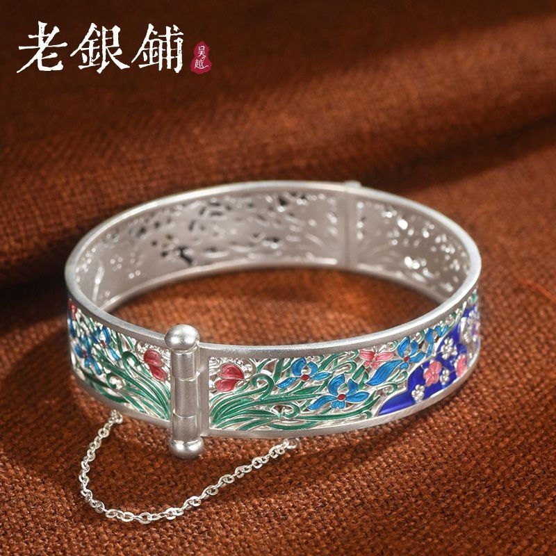 สร้อยข้อมือเงินย้อนยุค Wu Yue Lao Silver Shop เงินบริสุทธิ์ 999 ลายชาติพันธุ์ สินค้าพรีเมียม ของขวัญ