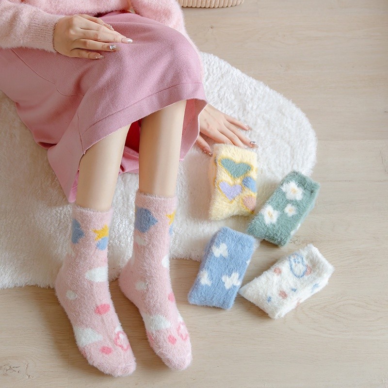 สไตล์ใหม่ Butterfly White Cloud Plush การ์ตูน Mink Fleece Warm Soft Breath Warm Foot ถุงเท้าระบายอากาศกลางหลอด