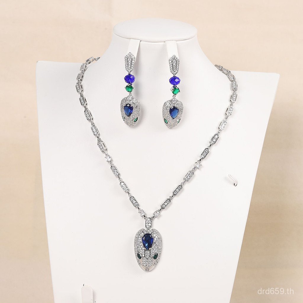 All-Match Retro โรงงานแฟชั่นออกแบบสไตล์ใหม่ Micro-Inlaid สร้อยคองูรูปขายตรง Craft ชุดฤดูใบไม้ร่วงฤดู