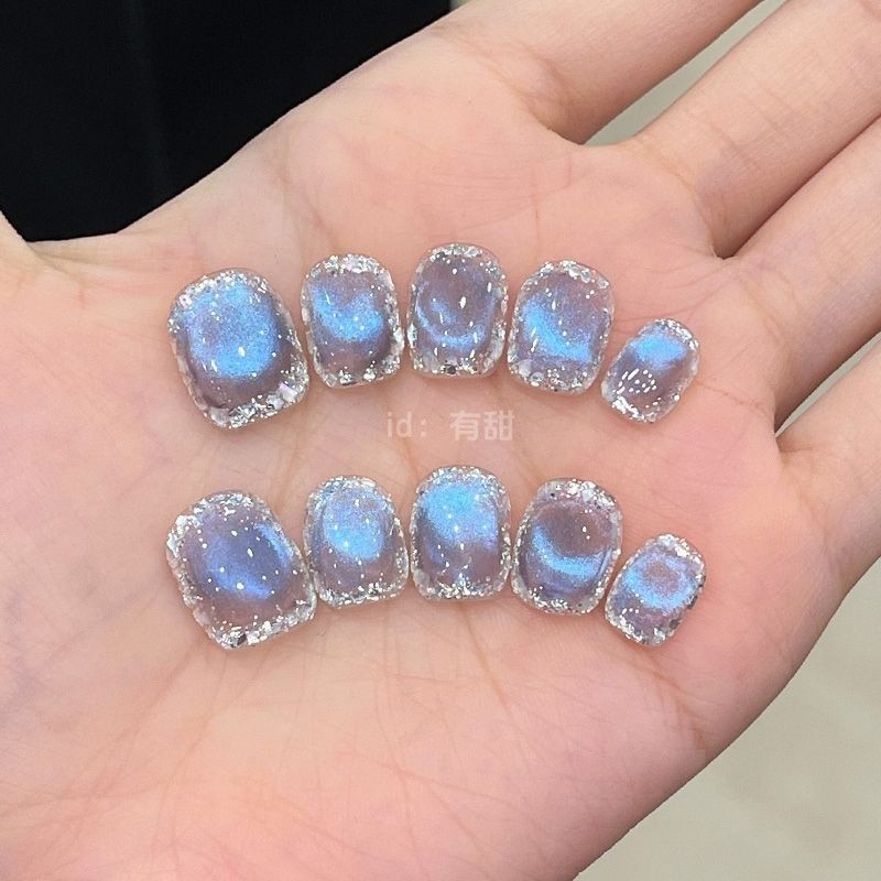 Blue Cats Eye สวมใส่เล็บสั้นฤดูใบไม้ผลิ High-End หรูหราสวมใส่เล็บ Pure Handmade เล็บสั้นสีฟ้า Cats Eye สวมใส่เล็บสั้นฤดูใบไม้ผลิ High-End หรูหราสวมใส่เล็บ Pure Handmade เล็บสั้น 12.3
