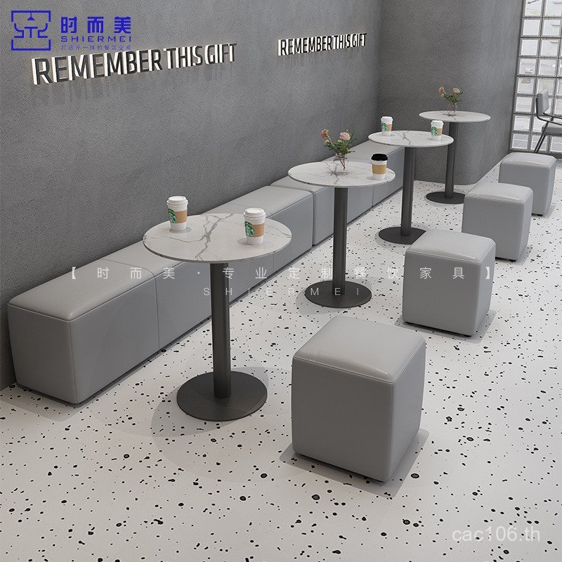 กระดานชนวนผสมคาเฟ่อินเทอร์เน็ตคนดังโต๊ะเก้าอี้ผนังหลังโซฟาร้านชานมดาดฟ้าสไตล์อุตสาหกรรมม้านั่งพักผ่อ