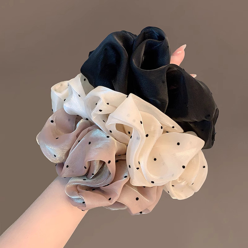 แหวนผมลายจุดอ่อนโยนเส้นด้ายมุกไล่โทนสีอารมณ์ Scrunchie เครื่องประดับผม