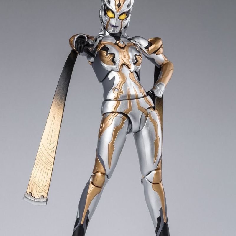 Bandai SHF SHF SHF Calmira Triga Ultraman Calmira Movable Ultraman Figure v