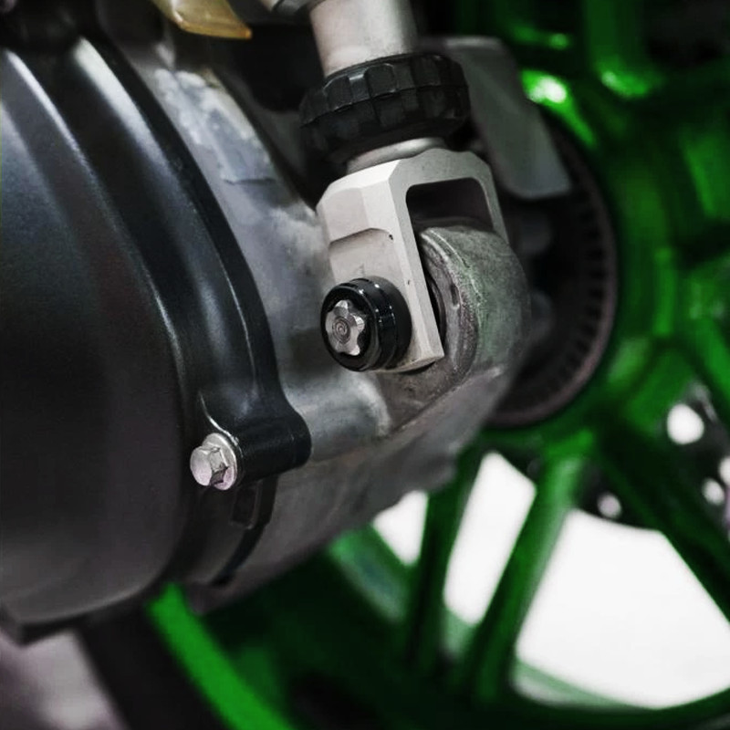 น็อตกันขโมย โช๊คหลังล่าง  ใช้ได้กับรุ่นส่วนใหญ่   น็อตสแตนเลส +งานอลูมิเนียม CNC แท้ พร้อมลูกบล็อก - รูปที่ 2