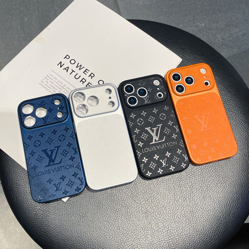 ป้ายชื่อแบรนด์หรู เคสไอโฟน 17 pro max 16 pro max 14 pro max 15 pro max เคส iPhone 15 16 14 17 17 pro case เคสไอโฟน 16 pro 15 pro 14 pro เคสโทรศัพท์ กันกระแทก หนังลายลิ้นจี่