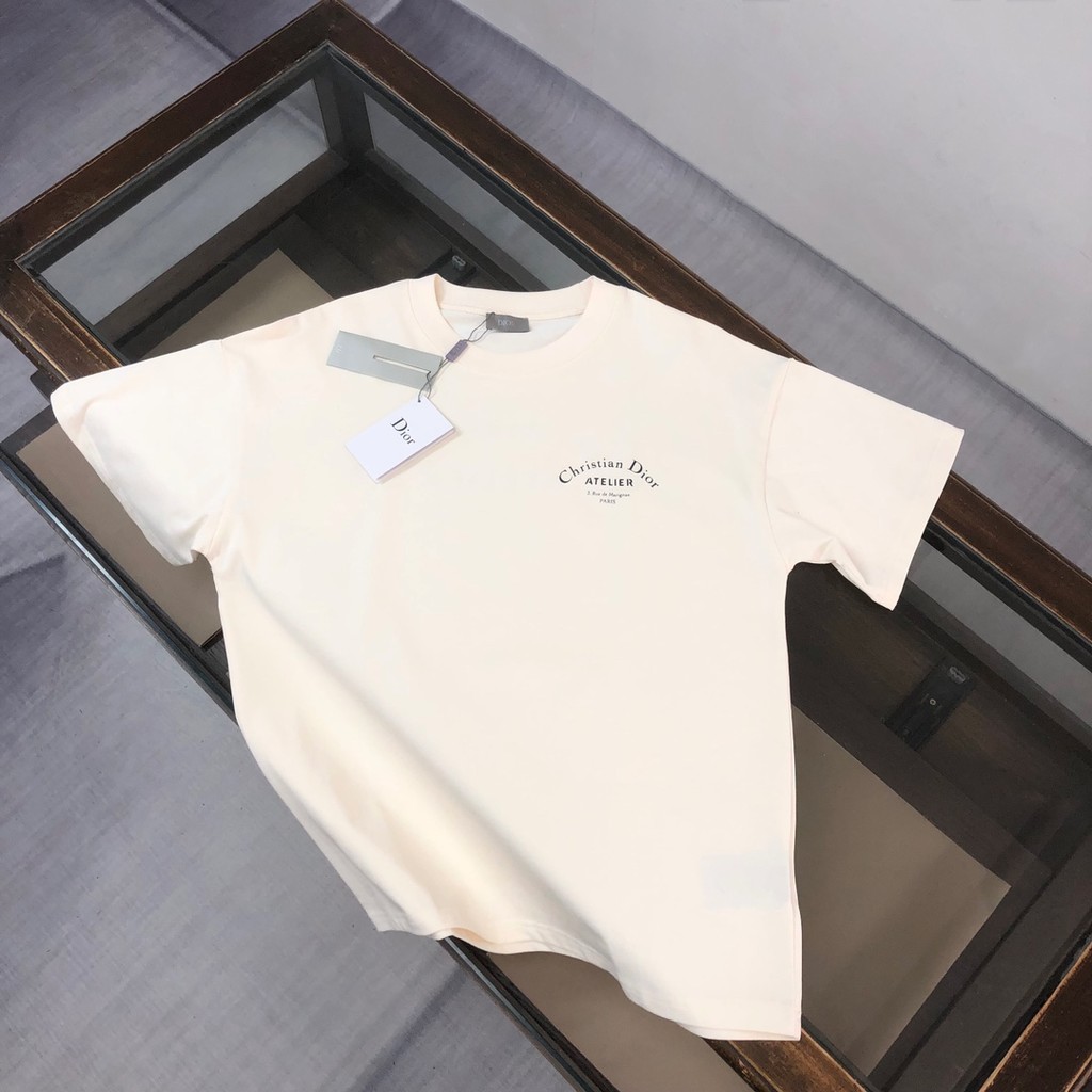 2026 สไตล์ใหม่ dior ผู้ชายผู้หญิงเสื้อยืดพิมพ์เสื้อยืดแขนสั้น High-End เสื้อยืดแบรนด์หลวมเสื้อยืดฟิต