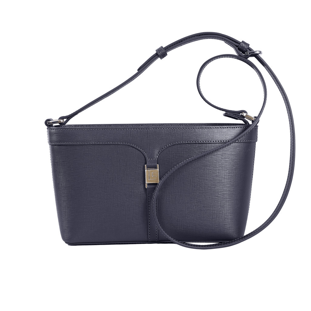 Guy Laroche กระเป๋าสะพาย Cross Body - สีดำ รุ่น AGH0691CW5BLM