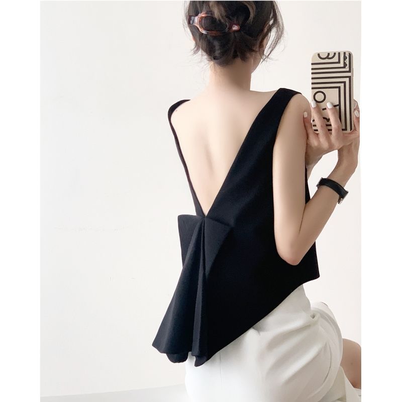 JalitaCeria เสื้อกั๊กสีดําผู้หญิงฤดูร้อนออกแบบแจ๊กเก็ตความรู้สึกเฉพาะสั้นกลับเชือกแขวนคอกลับ Spice G