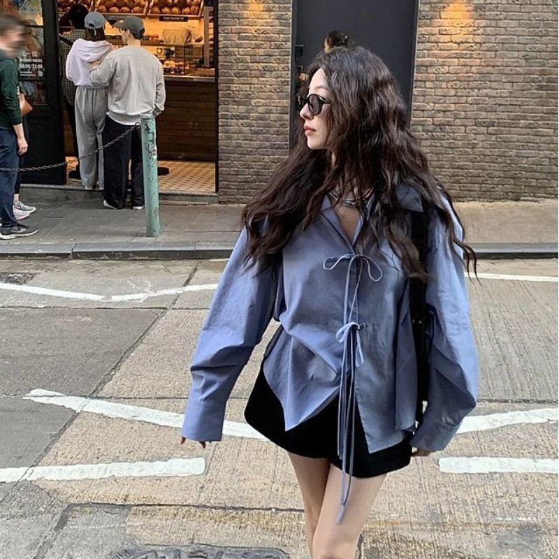 shayne-เสื้อสุภาพสตรี สีทึบ แขนยาว ปก ประเภทรุ่นหลวม ผีเสื้อ ปม บุคลิกภาพ สุภาพสตรี แฟชั่นสบาย ๆ
