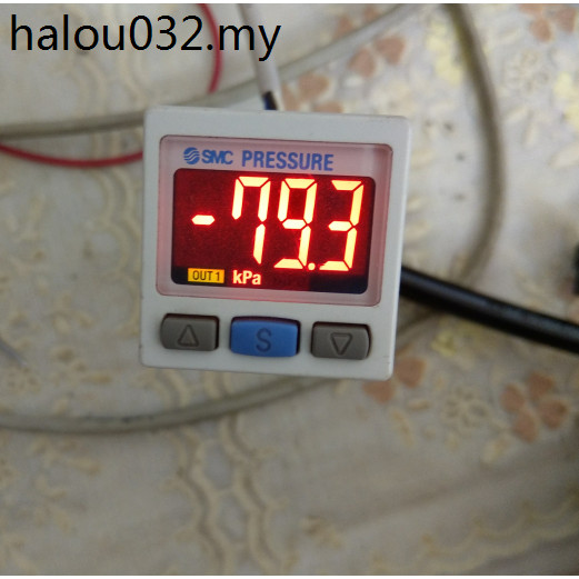 ญี่ปุ่นญี่ปุ่น SMC มาตรวัดสูญญากาศจอแสดงผลดิจิตอลเครื่องวัดความดันลบ ZSE30A-01-N