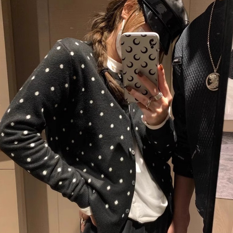 เสื้อคาร์ดิแกนถักลายจุดสไตล์เรโทรสำหรับผู้หญิง ทรงหลวม คอกลม ทรงครอป เหมาะสำหรับฤดูใบไม้ร่วง#88040 - รูปที่ 4