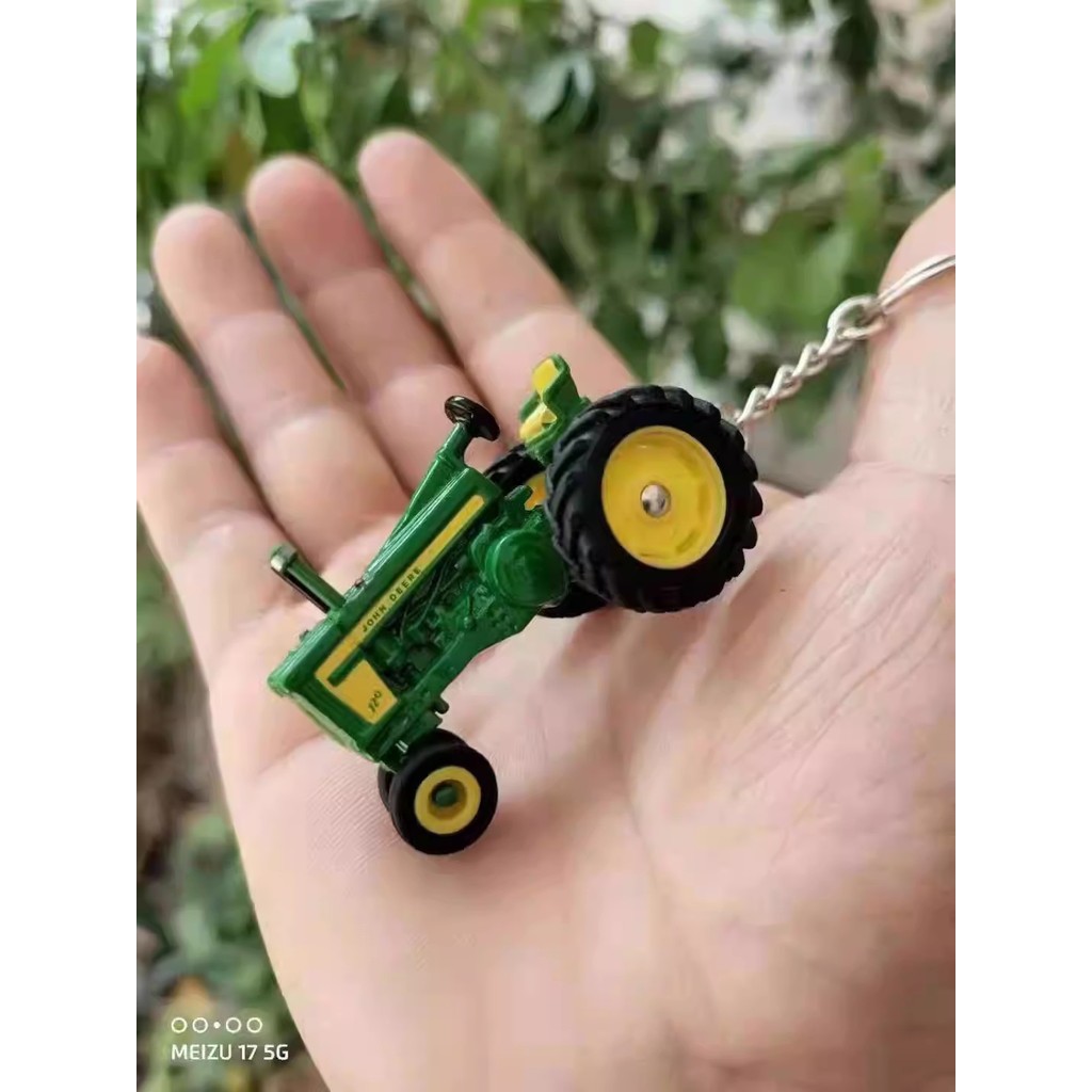John Deere 720 ของแท้ John Deere รถแทรกเตอร์รุ่นน่ารักที่ไม่ซ้ํากันพวงกุญแจ ERTL