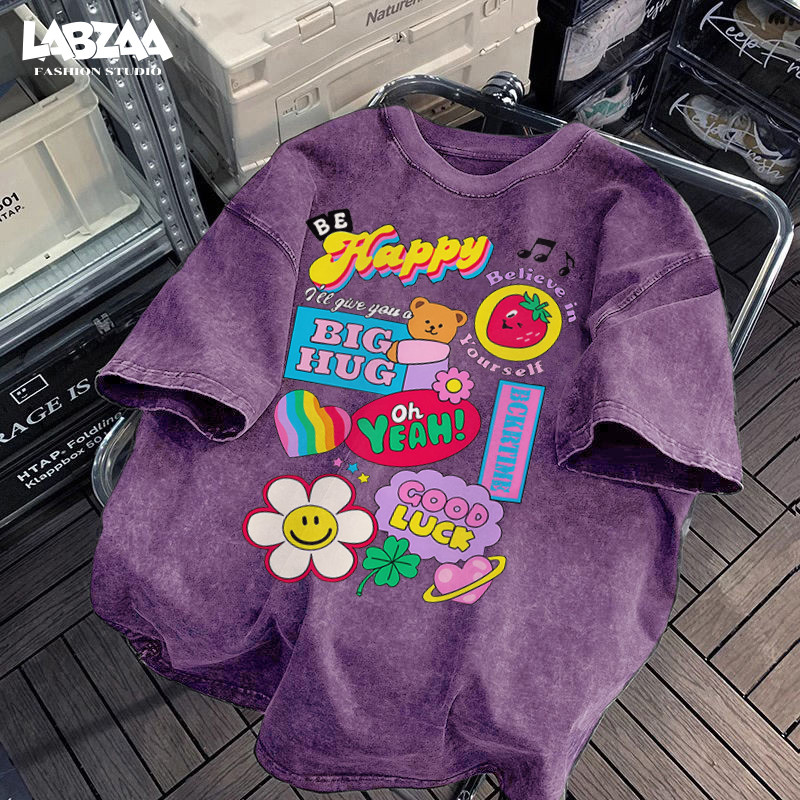 【จัดส่งตลอด 24 ชั่วโมง】LABZAA มาใหม่ ลายพิมพ์การ์ตูนแอนิเมชัน เสื้อยืดแขนสั้นคอกลม โอเวอร์ไซซ์ YG1600