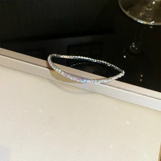 กำไลข้อมือเพชร แวววาวสุดๆ ประดับเพชรเทียม โซ่ตัวล็อคสีสันสดใส ทันสมัย ​​ พร้อทส่ง