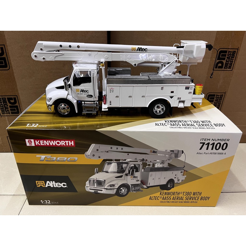 DM 1: 32 Kenworth T380 Kenworth High Aerial Work Climbing Vehicle Alloy Engineering Vehicle Model 71