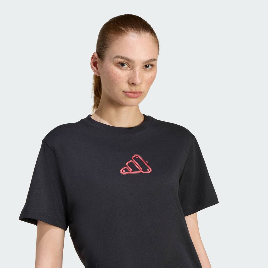 adidas Lifestyle ADRENALINE AESTHETIC GRAPHIC T-SHIRT Women Black JZ7868 - รูปที่ 5