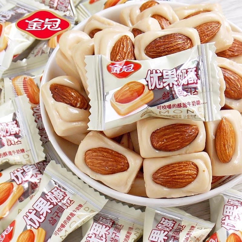 2025 สินค้าใหม่ Golden Crown Youguo Soufflé Pastry Almond Filled Milk Candy Wedding Candy Sweetheart