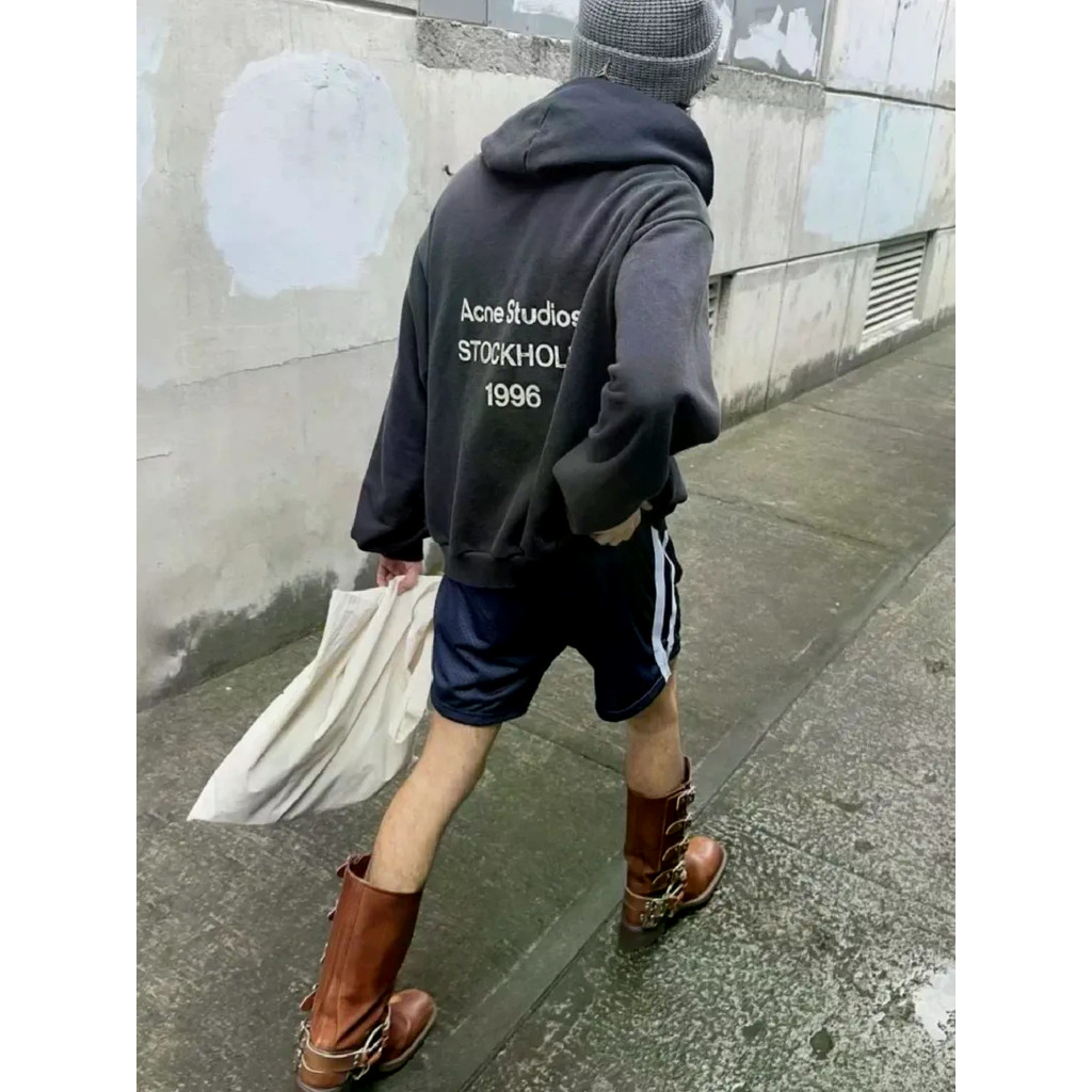 Acne studio 1996 ทำให้เสื้อกันหนาวเก่า