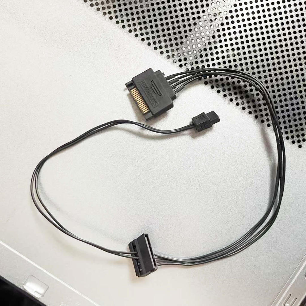 เดสก์ท็อปสะต้าไปยังออปติคัลไดรฟ์สายไฟ SDD ฮาร์ดไดรฟ์ไปยังโน้ตบุ๊คออปติคอลไดรฟ์สายไฟแหล่งจ่ายไฟ ODD 1